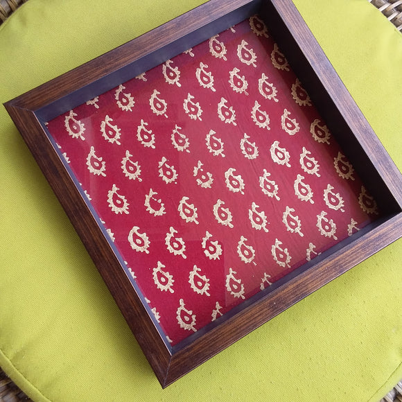 Handcrafted Decorative Tray Maroon Booti