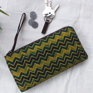 Ajrakh Long Wallet Green Zigzag