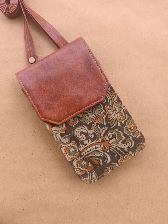 Cross-body Mobile Pouch Kalamkari Green