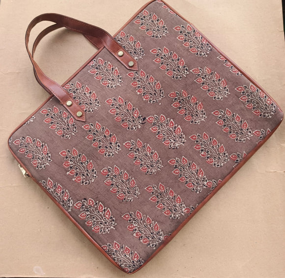 Laptop Sleeve Ajrakh Brown Stem