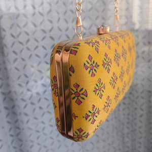 Box Clutch Polysilk Yellow (Round Edge)