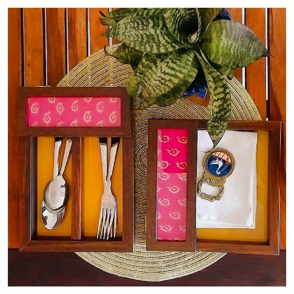 Decorative Cutlery & Serviette Holder Set Fuchsia