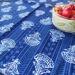 Cotton Reversible Table Runner Bellflower